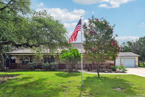 711 Heinen Rd, Bandera, TX, 78003-4446 | Card Image