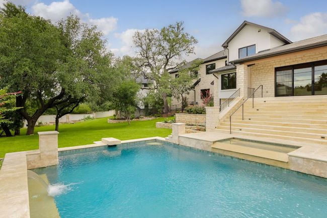 View of outdoor pool | Image 32