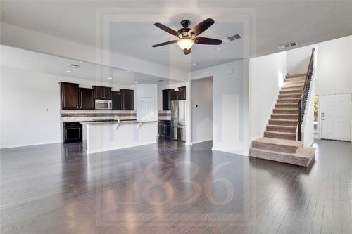 1405 Middlefield Ct, Austin, TX, 78748-2316 | Card Image