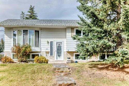 6803 Dalmeny Gate Nw, Calgary, AB, T3A1T5 | Card Image