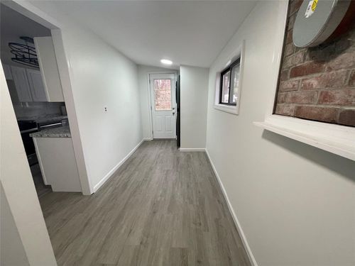 17 Hide Away Ln, Bloomingburg, NY, 12721-4312 | Card Image