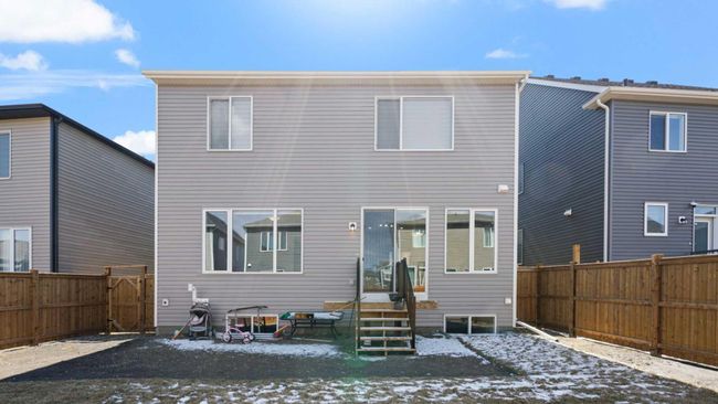 612 Windrow Manor Sw, Home with 4 bedrooms, 2 bathrooms and 4 parking in Airdrie AB | Image 38