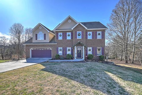 616 Kings Ridge Dr, Blountville, TN, 37617-4875 | Card Image