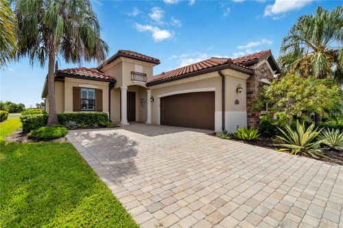 5823 Cessna Run, LAKEWOOD RANCH, FL, 34211-2425 | Card Image