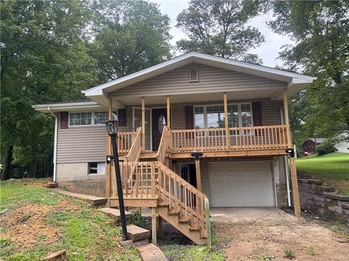 46 Alice Ln, W Leechburg, PA, 15656-8911 | Card Image