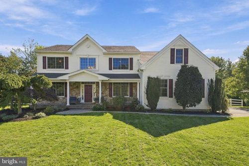 47 Venuti Dr, ASTON, PA, 19014-3600 | Card Image