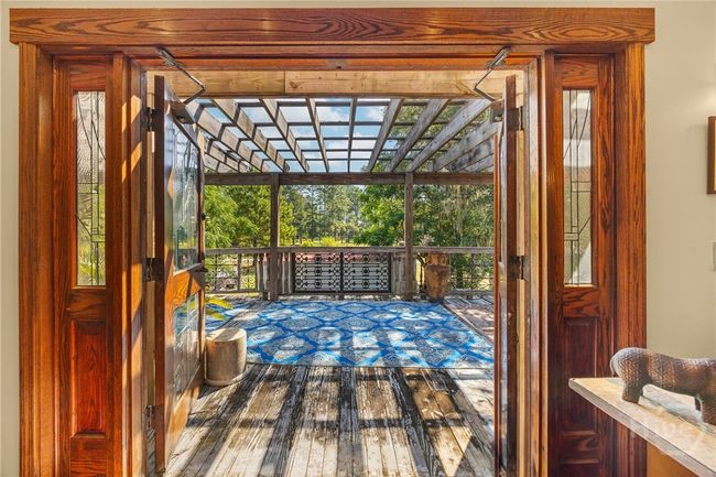 Laughing Boar Patio | Image 43