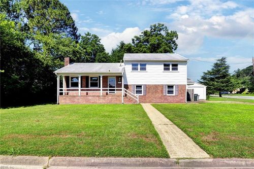 5 Overton Dr, Hampton, VA, 23666-2639 | Card Image