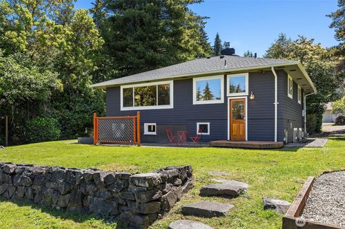 10308 Sw 116th St, Vashon, WA, 98070-3017 | Card Image