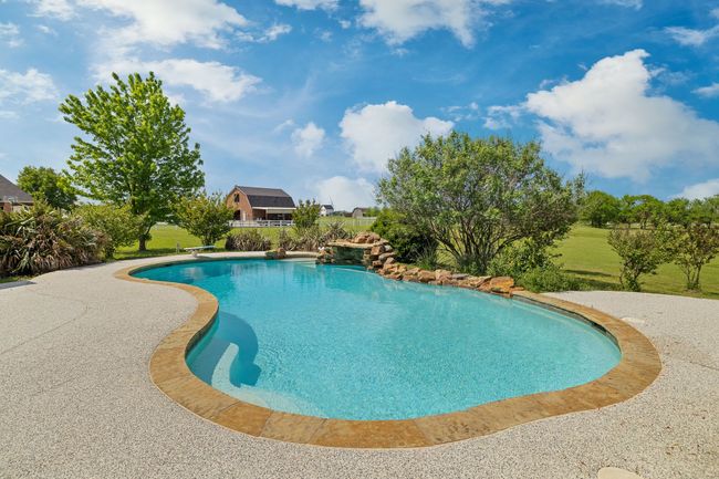 2133 Mcconnell Rd, House other with 4 bedrooms, 4 bathrooms and null parking in Gunter TX | Image 34