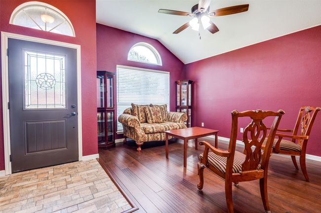 6051 W Fall Dr, House other with 4 bedrooms, 3 bathrooms and null parking in Midlothian TX | Image 4