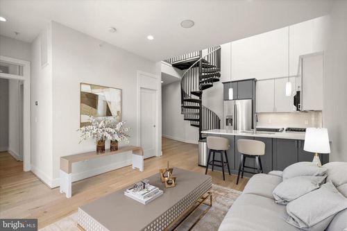 401ph-3035 15th St Nw, WASHINGTON, DC, 20009-8360 | Card Image