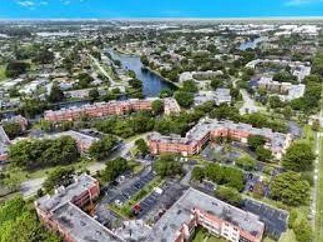 APT-204 - 9301 Lime Bay Blvd, Condo with 2 bedrooms, 2 bathrooms and null parking in Tamarac FL | Image 9