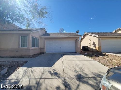 5316 Clover Blossom Ct, North Las Vegas, NV, 89031-0480 | Card Image