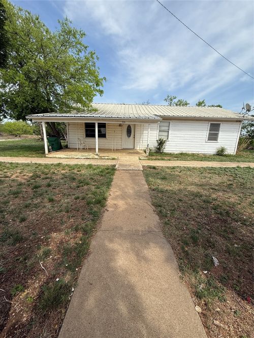 701 Perry St, Santa Anna, TX, 76878 | Card Image