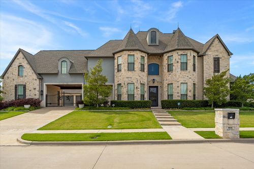 601 Rustic Ridge Dr, Heath, TX, 75032-2088 | Card Image