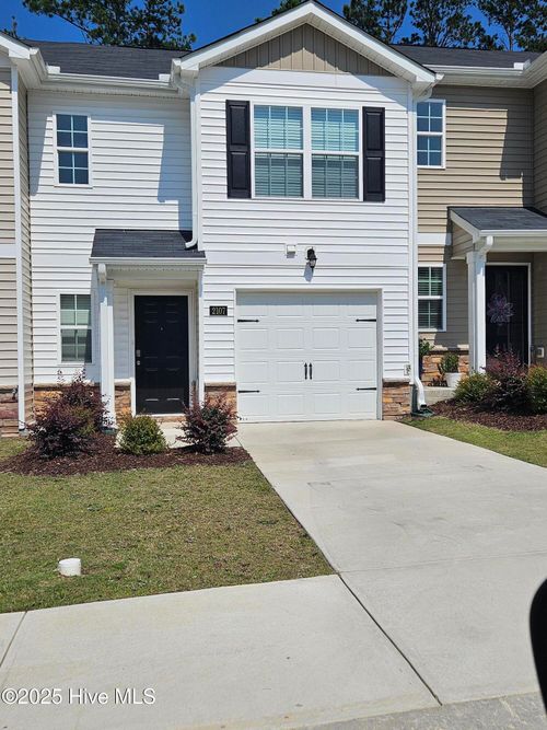 2107 Gracie Ln, Carthage, NC, 28327-2515 | Card Image