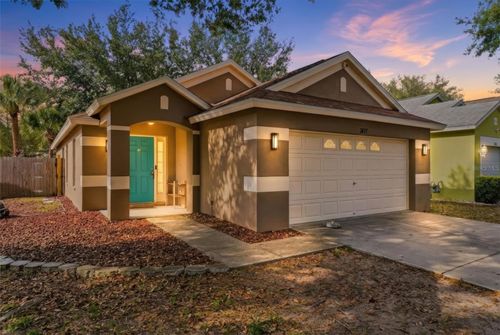 302 Summer Sails Dr, VALRICO, FL, 33594-8009 | Card Image