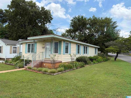 102 11th St S, BESSEMER, AL, 35020-6401 | Card Image