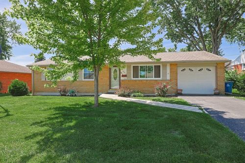 568 Barbara Dr, Tipp City, OH, 45371-1202 | Card Image