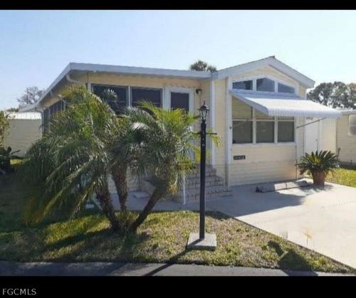 9p-9 Pearl Dr, NAPLES, FL, 34114-8244 | Card Image