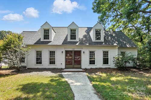 11100 Painted Tree Rd, Charlotte, NC, 28226-3836 | Card Image
