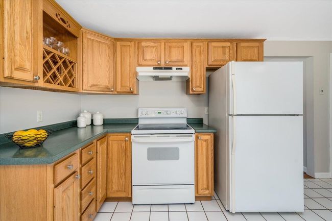 4 Fuller Dr, House other with 4 bedrooms, 2 bathrooms and null parking in Hudson NH | Image 8