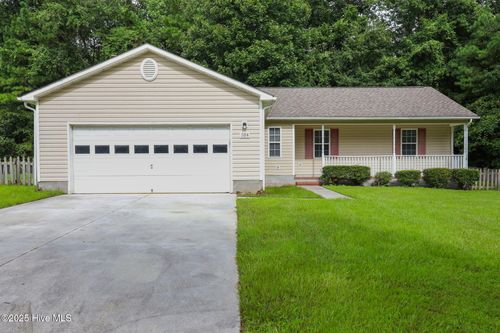 104 Wigeon Rd, Jacksonville, NC, 28540-9576 | Card Image