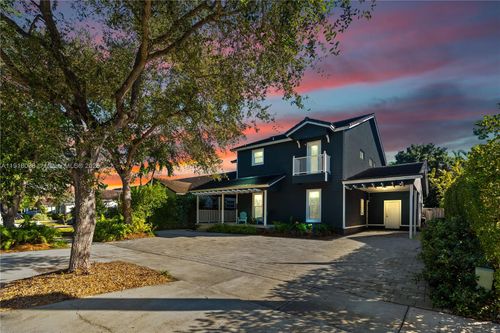 9777 Sw 161st Pl, Miami, FL, 33196-6604 | Card Image