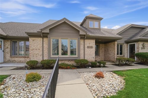 1302 Donson Cir, Kettering, OH, 45429-5758 | Card Image