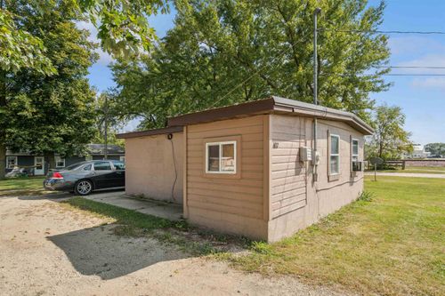 407 Maple St, Janesville, IA, 50647-1014 | Card Image