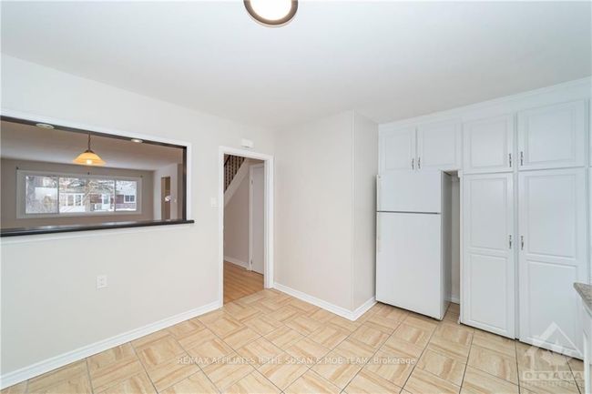 1514 A Lepage Ave, House attached with 3 bedrooms, 2 bathrooms and 2 parking in Ottawa ON | Image 9