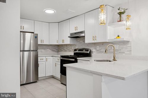 9287 Chadburn Pl, MONTGOMERY VILLAGE, MD, 20886-4036 | Card Image