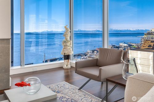 2101-1521 2nd Ave, Seattle, WA, 98101-4514 | Card Image
