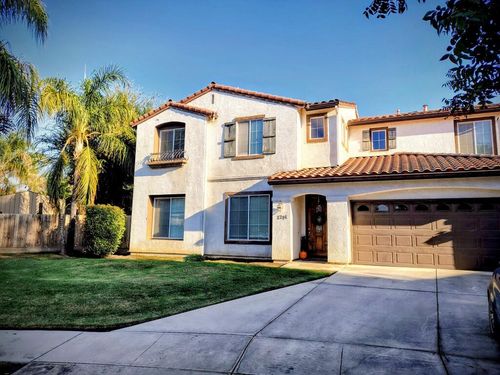 1214 N Julieann Court, Visalia, CA, 93277 | Card Image