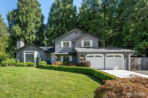 22414 Ne 12th Ct, Sammamish, WA, 98074-6817 | Card Image