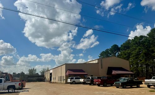720 M And O Dr, Pearl, MS, 39208-3335 | Card Image