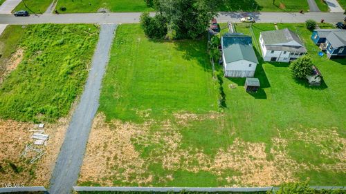 1700 E Millard St, Johnson City, TN, 37601-2742 | Card Image