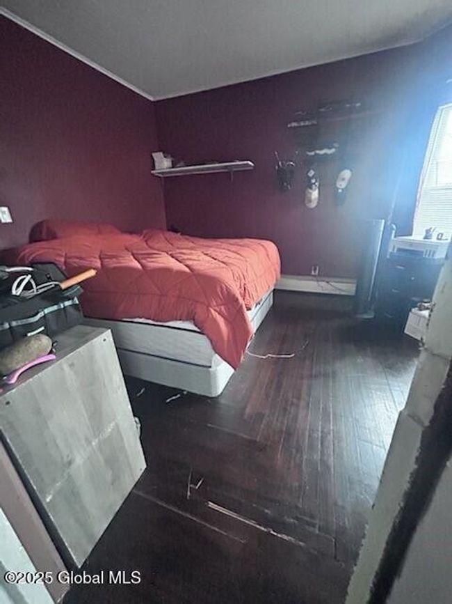 Unit 3 Bedroom 1 | Image 38