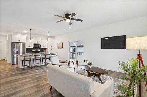 4006 Unbridled Ave, Iowa City, IA, 52240-8047 | Card Image