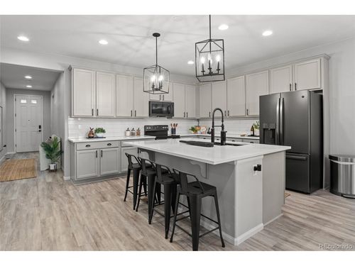 261 S Titus St, Aurora, CO, 80018-1883 | Card Image