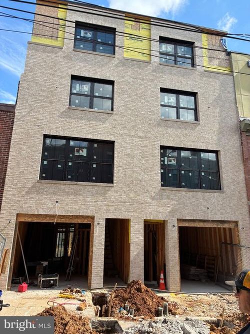 755 N Taylor Street, PHILADELPHIA, PA, 19130 | Card Image