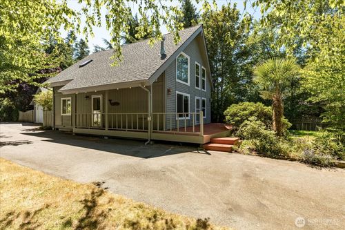 1273 Mitscher Dr, Coupeville, WA, 98239-4112 | Card Image