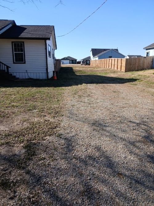 309 N Main, Trenton, TX, 75490-0107 | Card Image