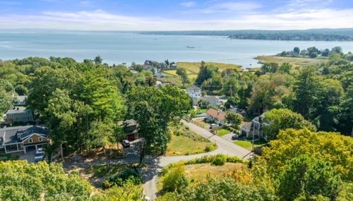 10 Summerhouse Ln, Duxbury, MA, 02332-4907 | Card Image