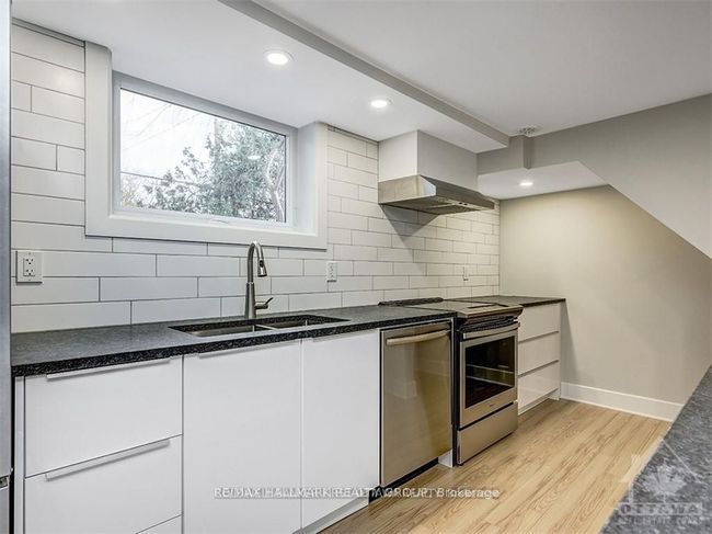 B - 933 Alpine Ave, House other with 2 bedrooms, 1 bathrooms and 2 parking in Ottawa ON | Image 7