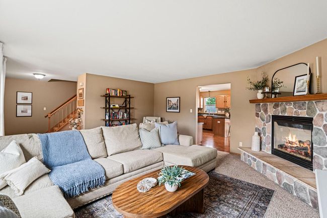 423 Parkview Drive, House other with 3 bedrooms, 3 bathrooms and null parking in Johnson Creek WI | Image 7