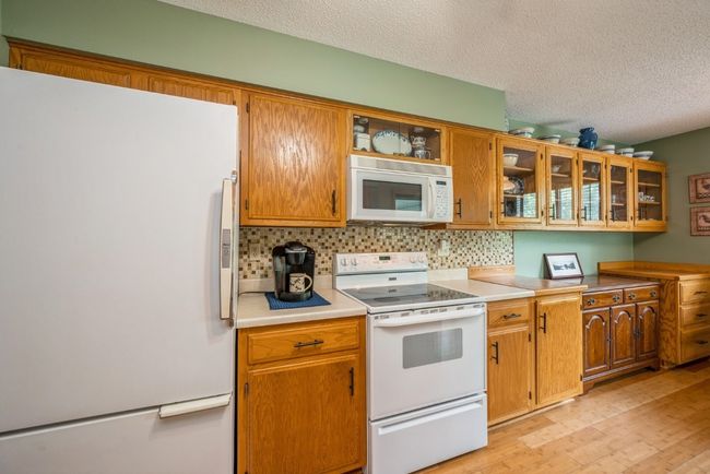 Kitchen | Image 11