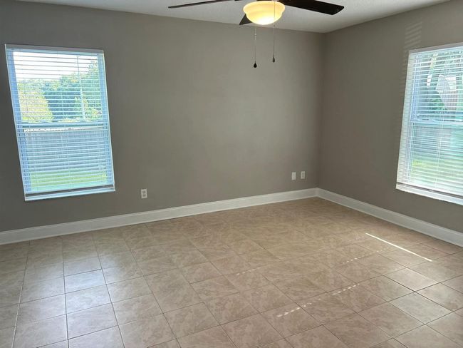912 Park Valley Cir, House other with 4 bedrooms, 2 bathrooms and null parking in MINNEOLA FL | Image 11