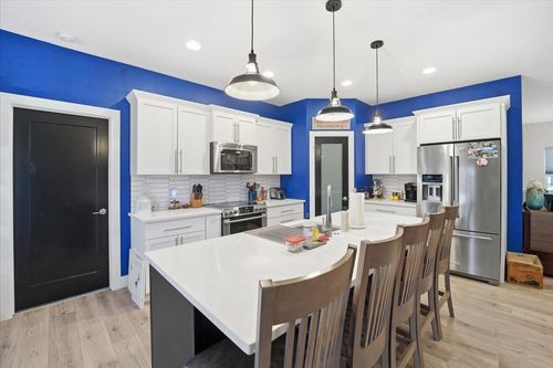 4904 Cohen Ct, Cedar Falls, IA, 50613-8193 | Card Image